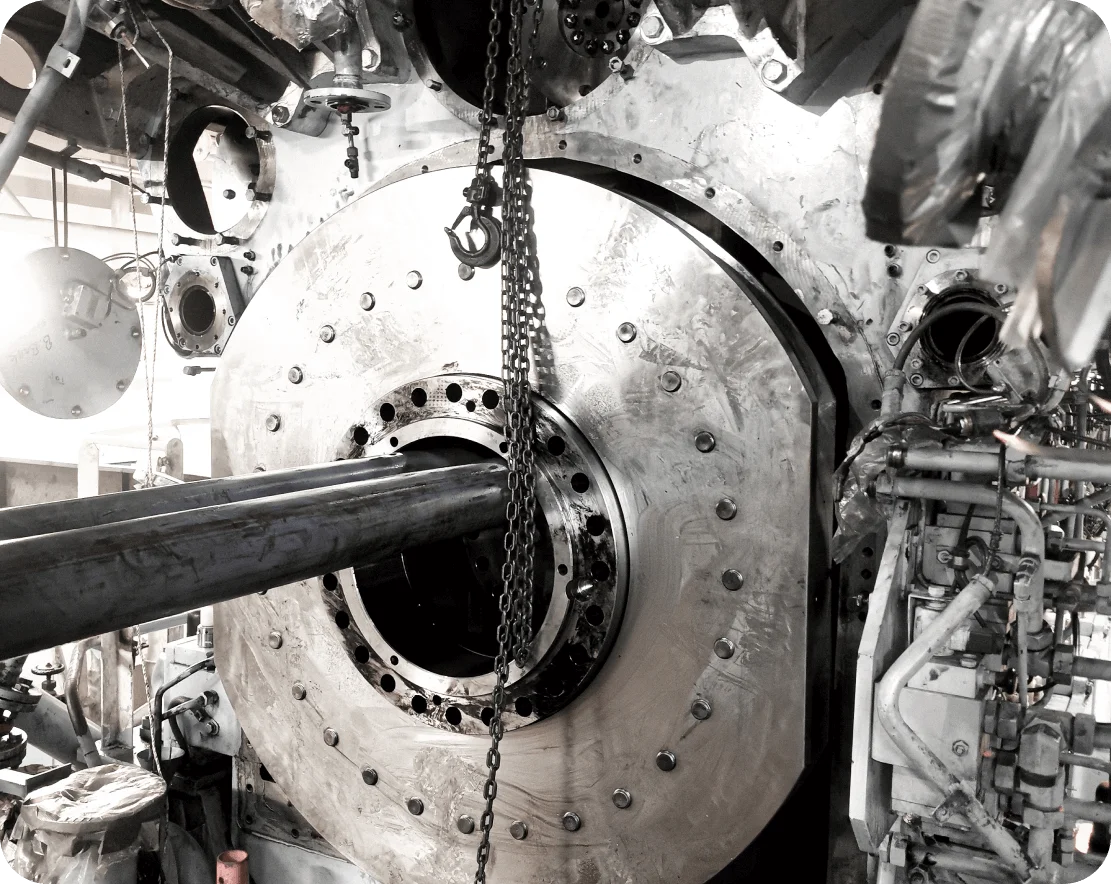 STX engine MAN 16V32/40 engine overhauls “Deepwater Orion” 2